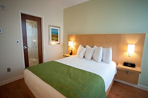 The Holman Grand Hotel