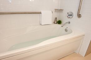 The Holman Grand Hotel