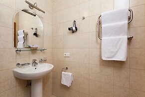 Allegro Ligovsky Prospect