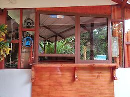 Mana Nui Inn