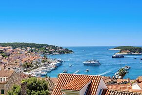 Apartments and Rooms Bonkan Hvar