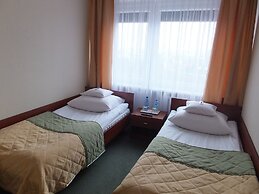 Hotel Gromada Pila