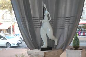 Hôtel de l'Avenue
