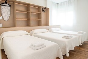 Apartamentos Turisticos Suaces