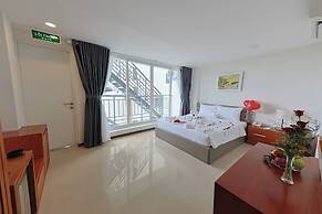 Sea Light Hotel