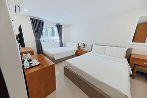 Sea Light Hotel