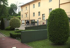 Hotel 2C