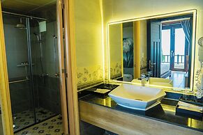 Lotus Muine Resort & Spa