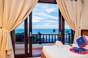 Lotus Muine Resort & Spa