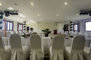 Lotus Muine Resort & Spa