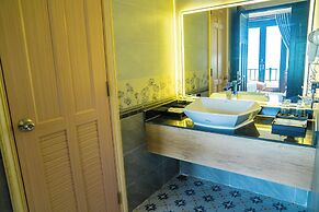 Lotus Muine Resort & Spa