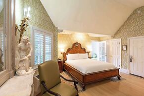 The Bergson, BW Signature Collection