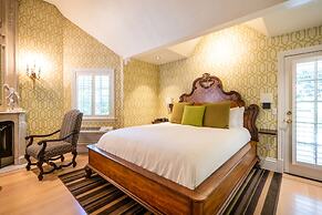 The Bergson, BW Signature Collection