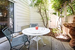 The Bergson, BW Signature Collection