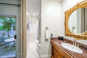 The Bergson, BW Signature Collection