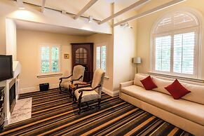 The Bergson, BW Signature Collection