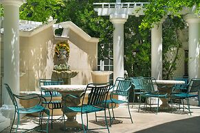 The Bergson, BW Signature Collection