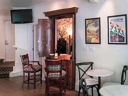 The Bergson, BW Signature Collection