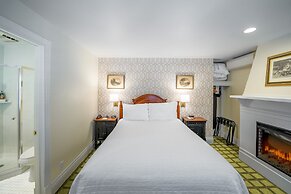 The Bergson, BW Signature Collection