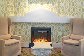 The Bergson, BW Signature Collection