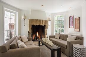 The Bergson, BW Signature Collection