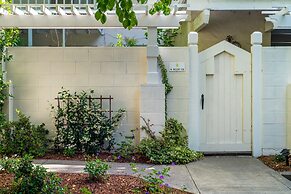 The Bergson, BW Signature Collection