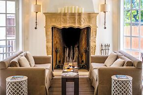 The Bergson, BW Signature Collection