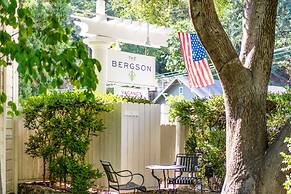 The Bergson, BW Signature Collection