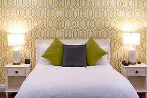 The Bergson, BW Signature Collection