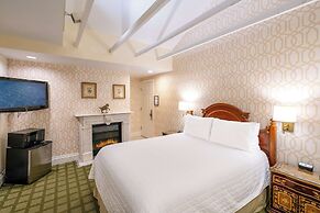 The Bergson, BW Signature Collection