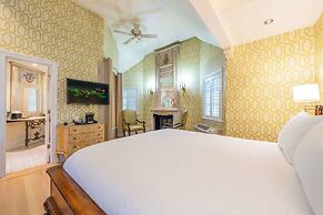 The Bergson, BW Signature Collection