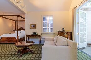 The Bergson, BW Signature Collection