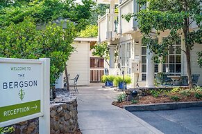 The Bergson, BW Signature Collection