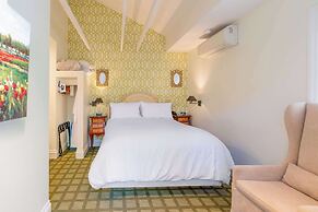 The Bergson, BW Signature Collection