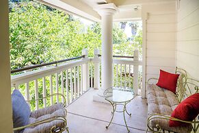 The Bergson, BW Signature Collection