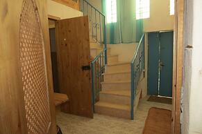 Al-Mutran Guest House