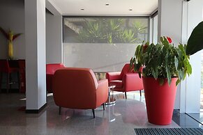 Hotel Feira Pedra Bela