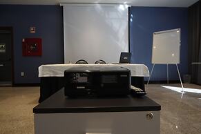 Hotel Feira Pedra Bela