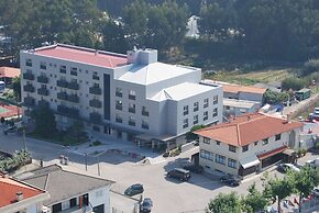 Hotel Feira Pedra Bela