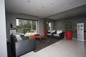 Hotel Feira Pedra Bela