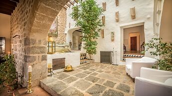 Ca's Xorc Luxury Retreat- Adults Only