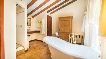 Ca's Xorc Luxury Retreat- Adults Only