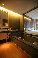 Evergreen Resort Hotel (Jiaosi)