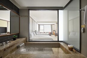 Evergreen Resort Hotel (Jiaosi)