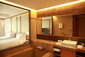 Evergreen Resort Hotel (Jiaosi)