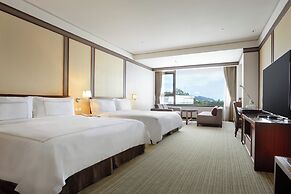 Evergreen Resort Hotel (Jiaosi)
