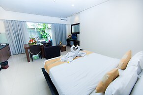 Swiss-Belcourt Sunset