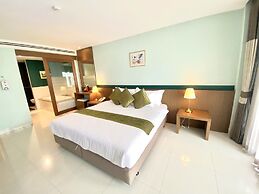 Siam Triangle Hotel
