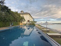 Siam Triangle Hotel