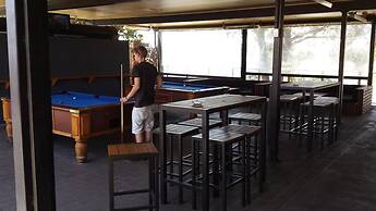 Lake Jindabyne Hotel